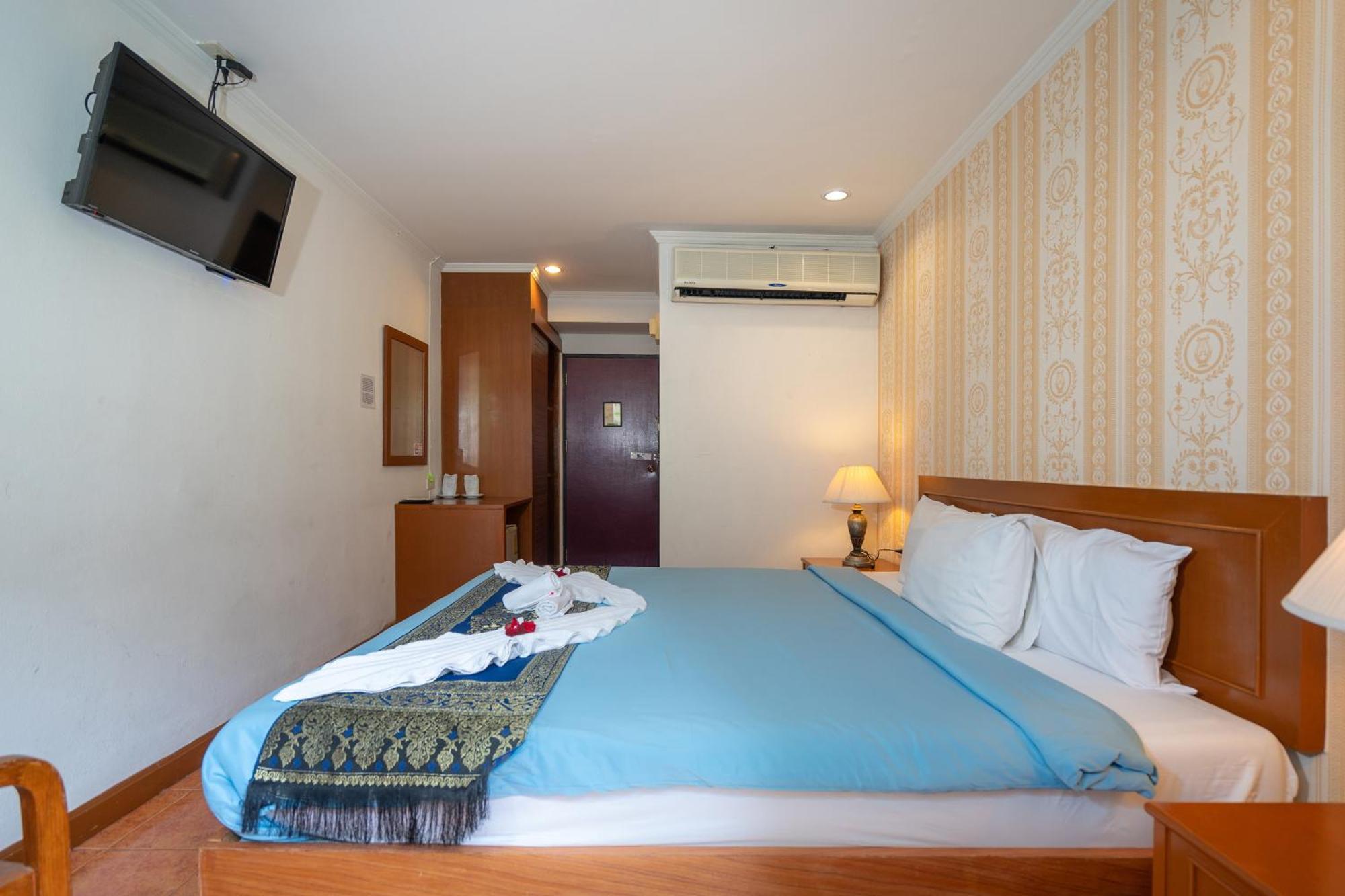 Patong Central Residence & Apartment Экстерьер фото