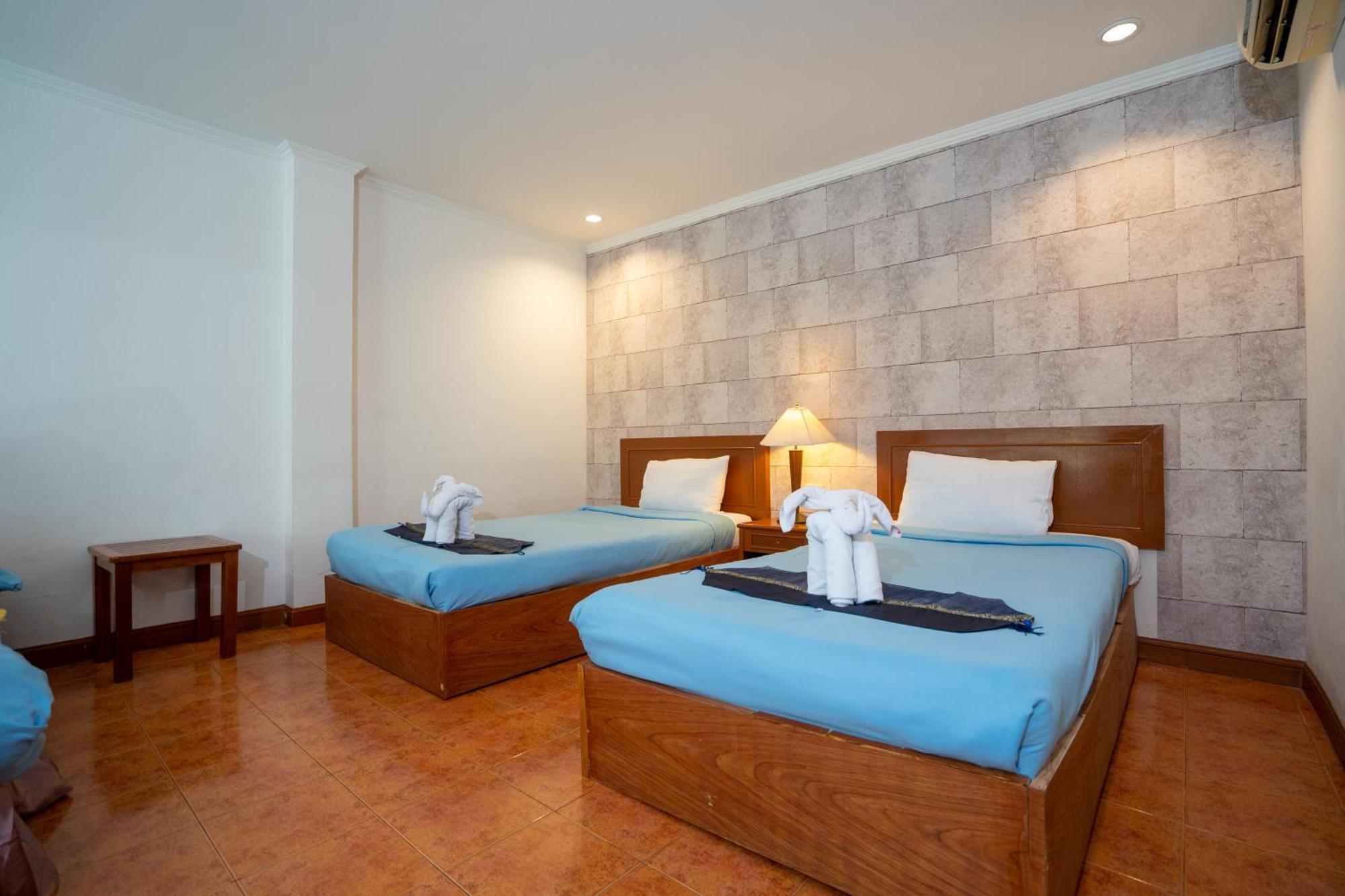 Patong Central Residence & Apartment Номер фото