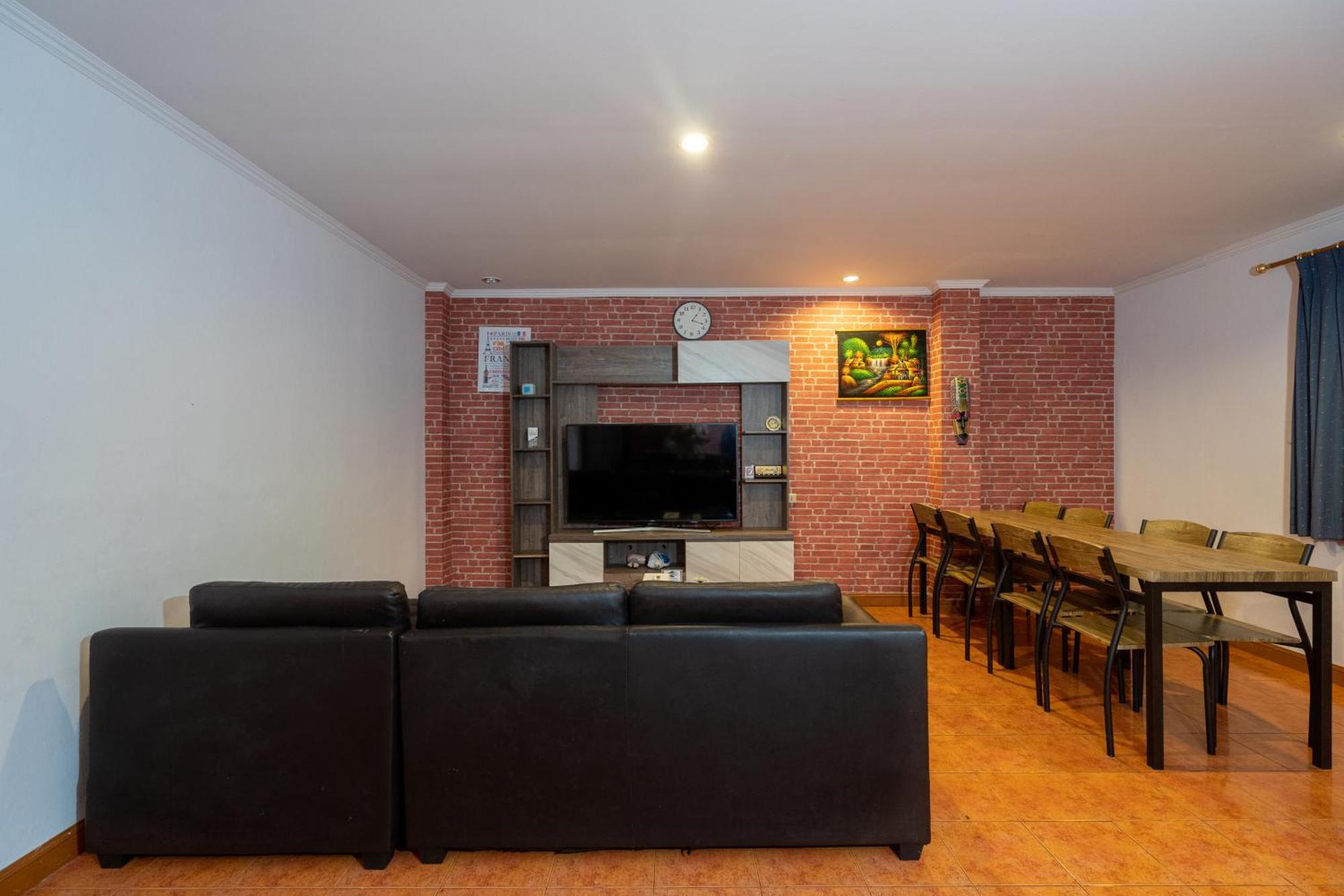 Patong Central Residence & Apartment Номер фото