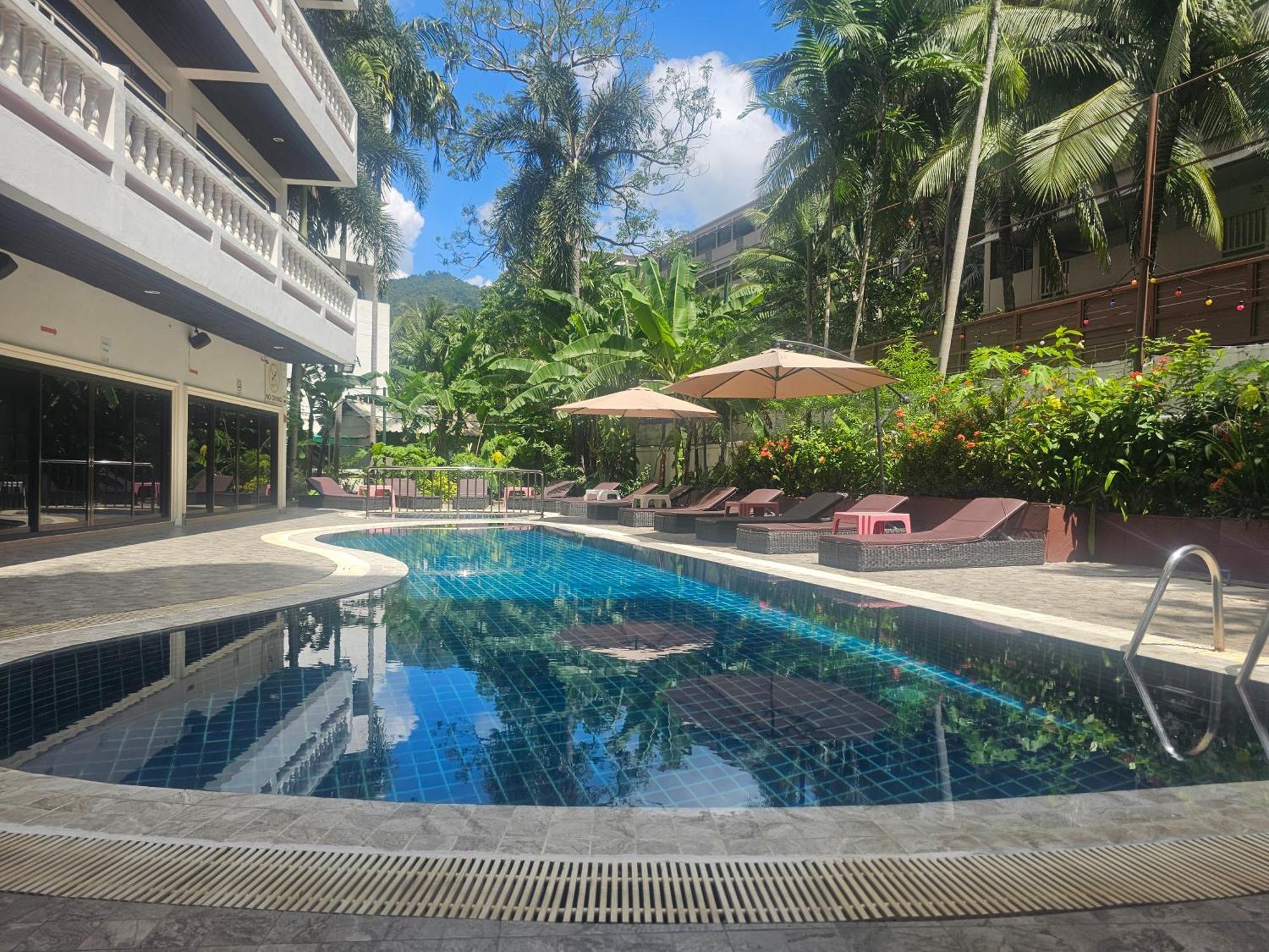 Patong Central Residence & Apartment Экстерьер фото