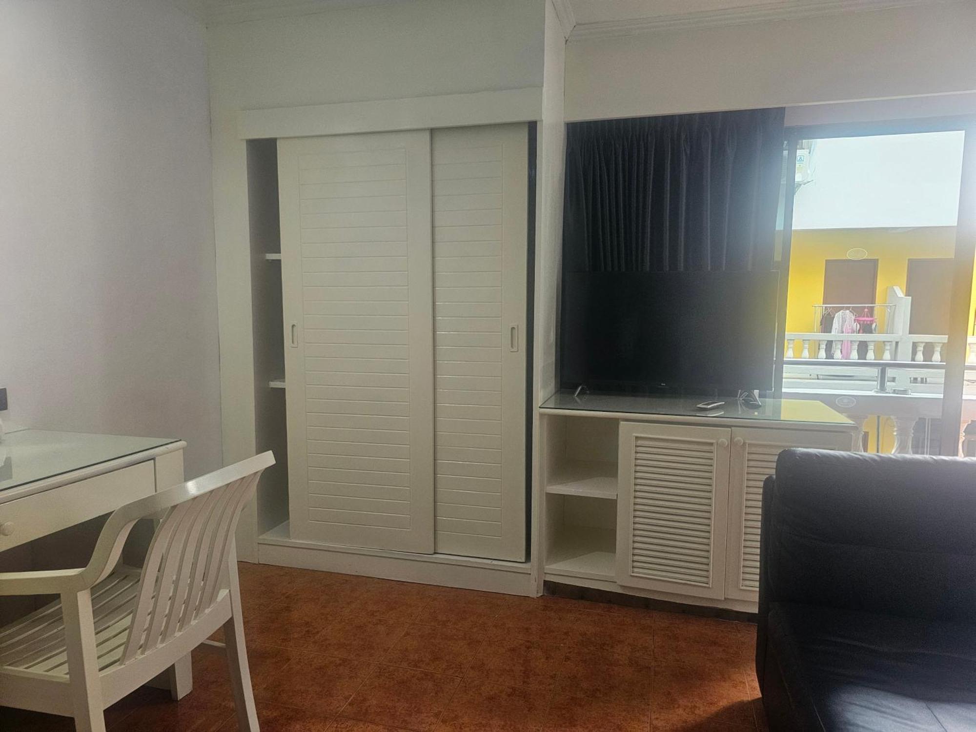 Patong Central Residence & Apartment Номер фото
